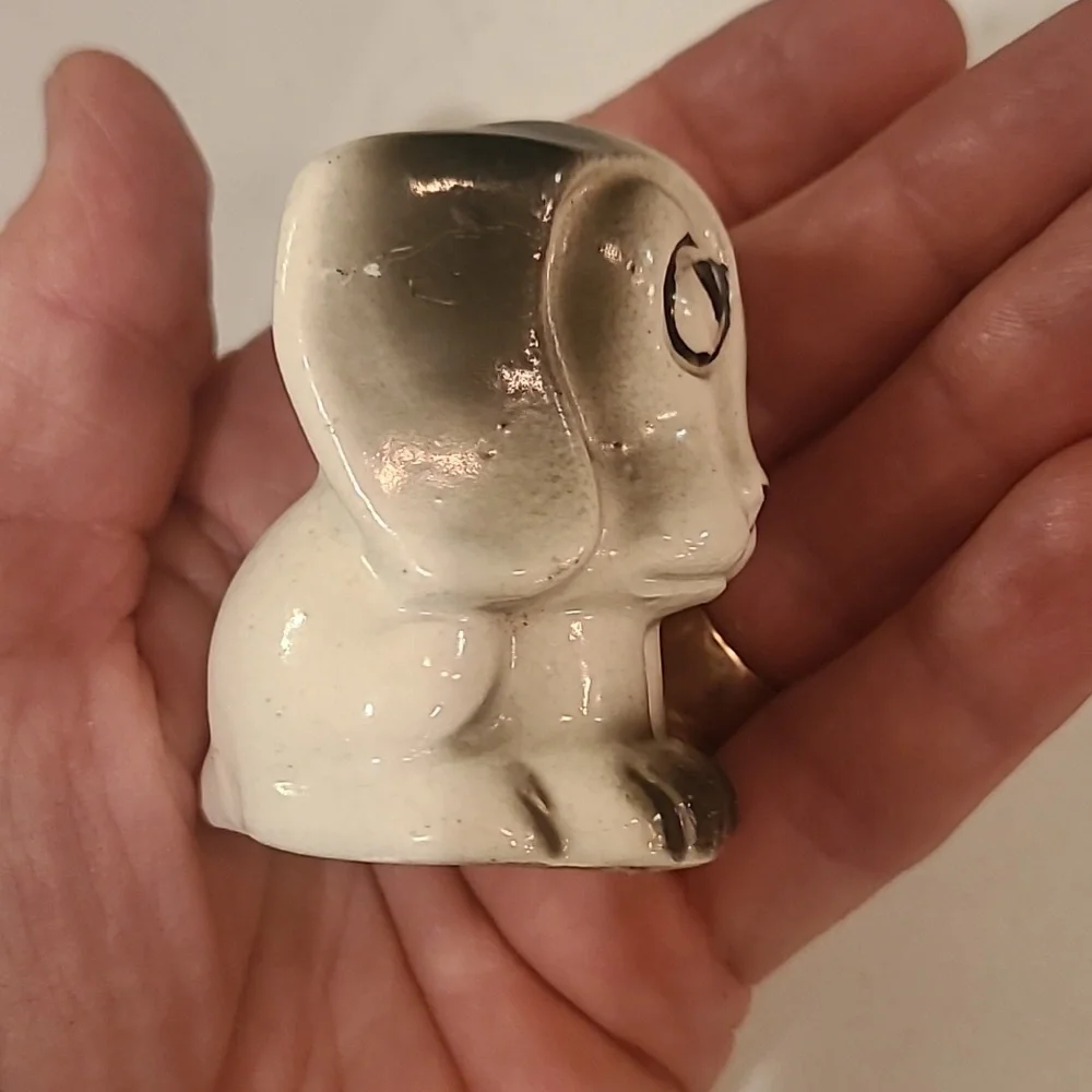Mini dog salt pepper shaker
